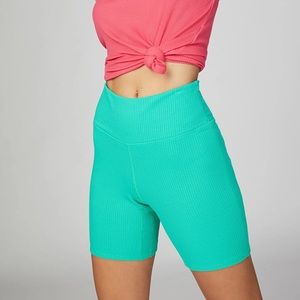 Bandier Wesley WSLY Rivington 7” Ribbed Biker Shorts Seagrass Small NWT